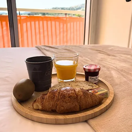 Apartment Cannes Marina , Superbe T2 Lumineux Avec Piscine Mandelieu-la-Napoule